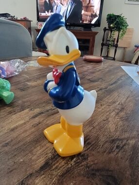 Disney Donald Duck Bath Toy